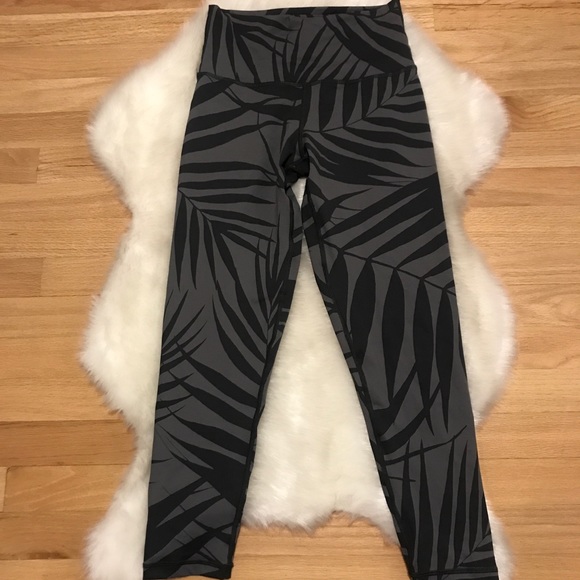 aerie Pants - NWOT Aerie Compression Tights: Black & Gray
